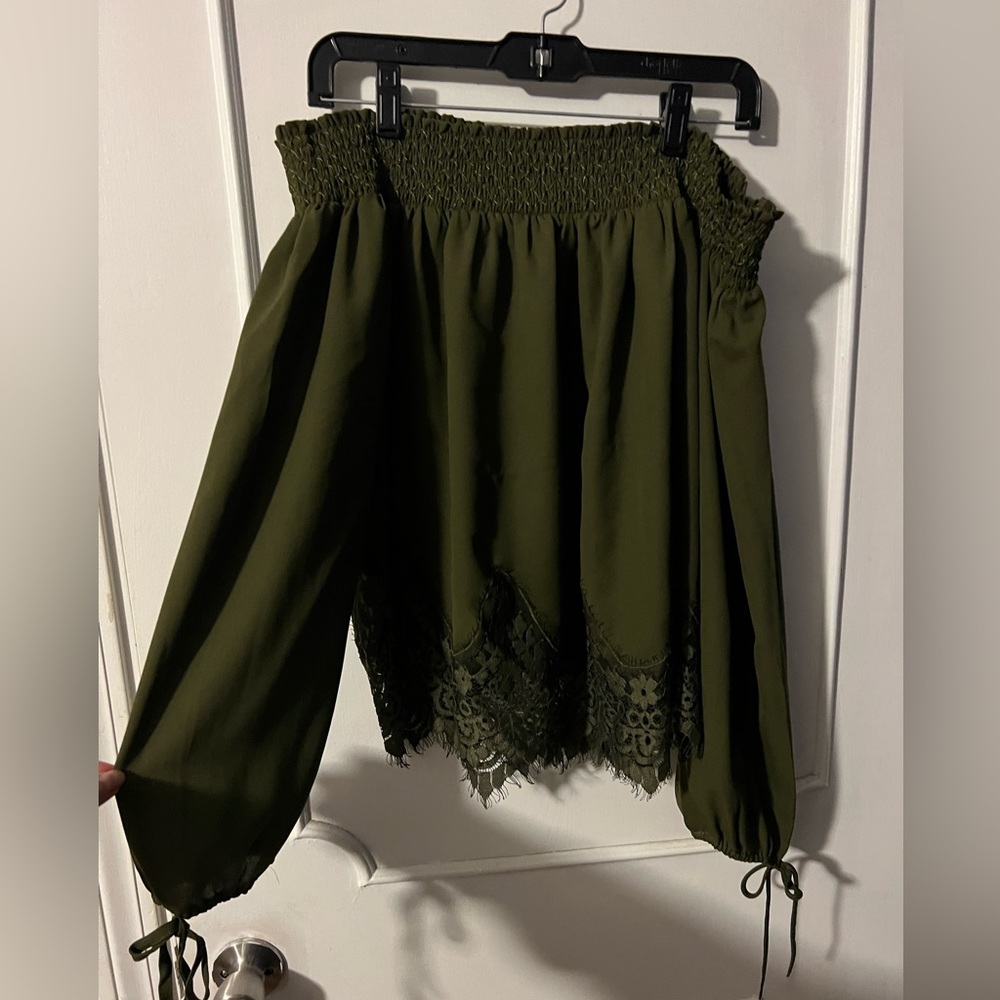 Strapless long sleeve